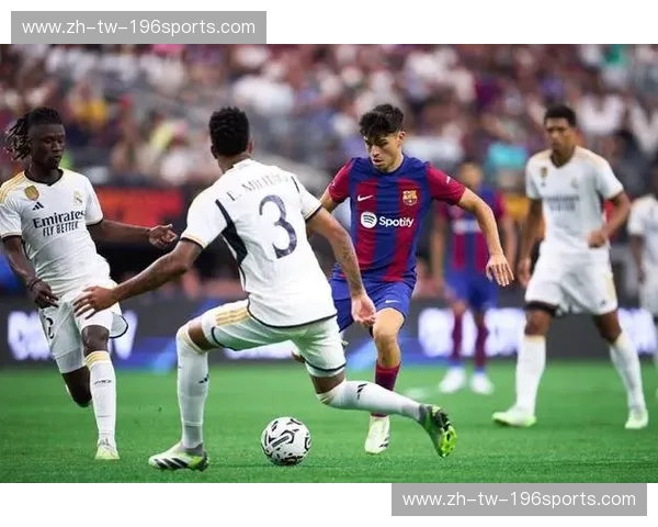 红蓝风暴碰撞床单军魂：欧冠赛场上的西甲巅峰史诗